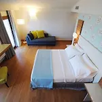 伊登酒店 4*