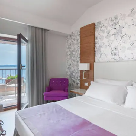 Eden Hotel 4*