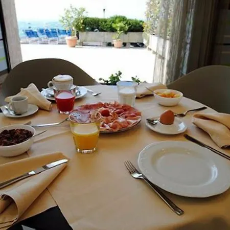 Hotel Eden Sirmione