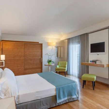 Hotel Eden 4*