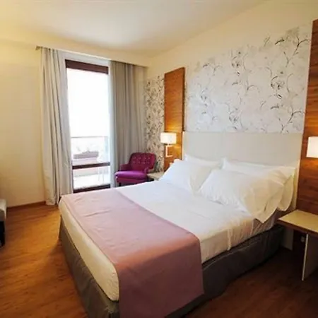 Eden Hotel 4*