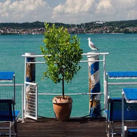 Eden Hotel 4*