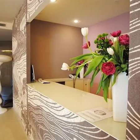 Hotel Eden 4*