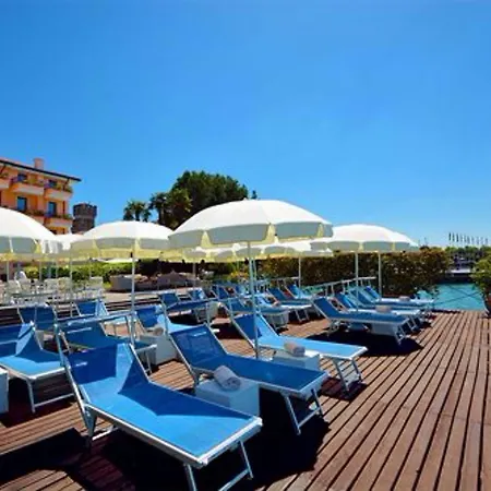 فندق إدن سيرمِيوني