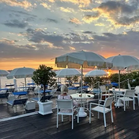 Hotel Eden